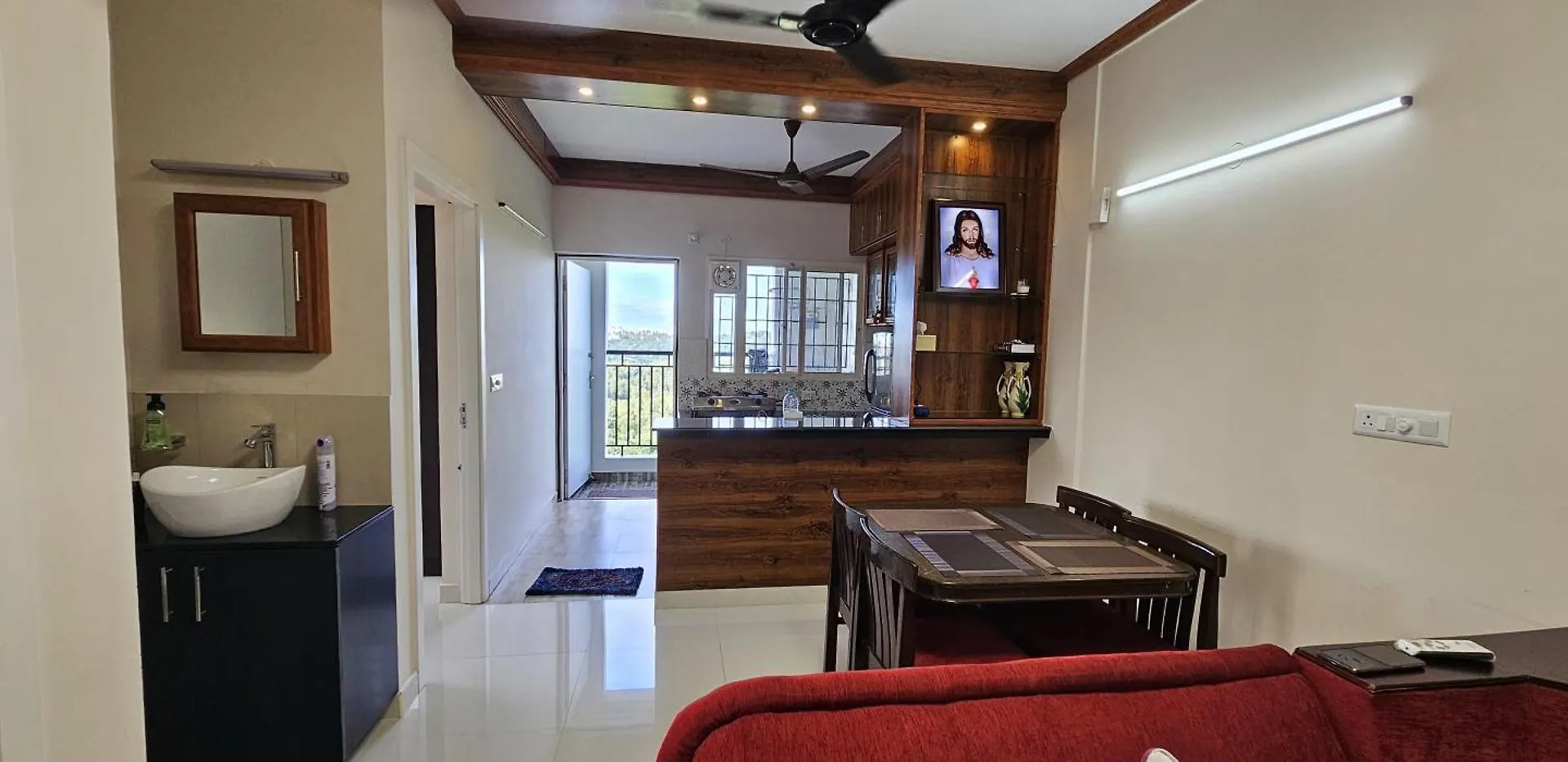 Apartman Lausdeo2 Self Checkin 2Bhk Corner Flat Top Floor Thiruvananthapuram